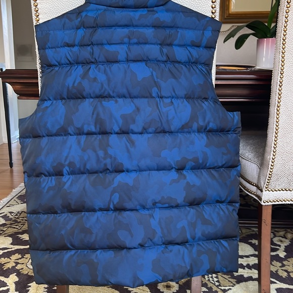 Jared Lang Vest - Picture 4 of 4